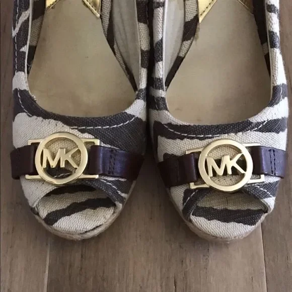 Michael Kors Safari Zebra Print Open Peep Toe Wedges Size 8.5 - Picture 8 of 8